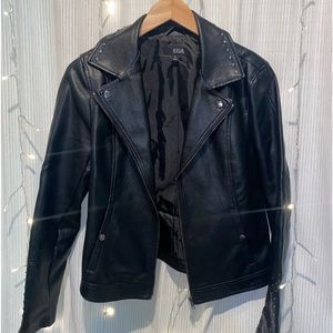 Black Leather Jacket 🖤